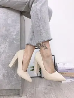 Скидка на Туфли женские на высоком устойчивом каблуке