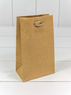 Распродажа Пакет подарочный Крафт
Подарочный пакет выполнен из прочных материалов, приятный на ощупь и станет отличным дополнением для Вашего подарка