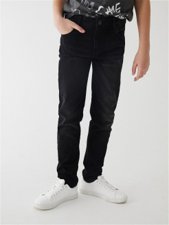 Распродажа Облегающие джинсы для мальчиков со средней посадкой, выполненные из эластичного денима с искусственными потертостями